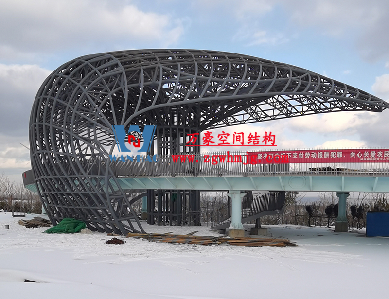 什么是異形鋼結(jié)構(gòu)？復(fù)雜空間異形鋼結(jié)構(gòu)該如何選擇廠家？