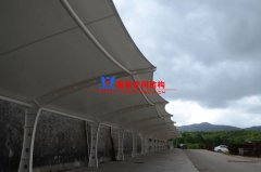 膜結(jié)構(gòu)雨棚報價多少錢？膜結(jié)構(gòu)雨棚價格是怎么算的？