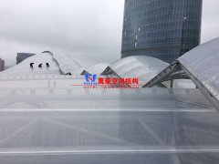 膜結(jié)構(gòu)膜材中ETFE膜與PTFE膜哪個(gè)好？分別有什么特點(diǎn)？