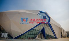 膜結(jié)構(gòu)建筑有哪幾種類型？各類膜結(jié)構(gòu)建筑分別有哪些優(yōu)缺點(diǎn)？