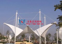 膜結(jié)構(gòu)遮陽棚安裝哪家好？為什么膜結(jié)構(gòu)遮陽棚選萬豪？