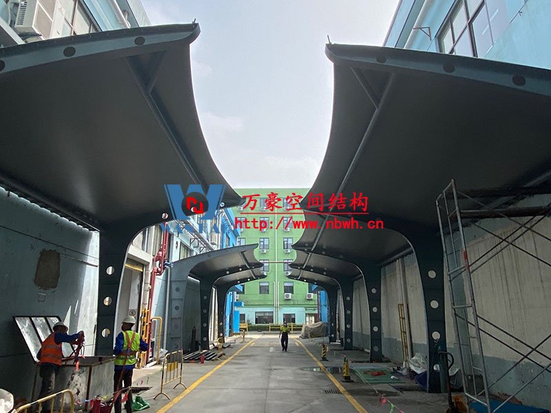 膜結(jié)構(gòu)的車(chē)棚